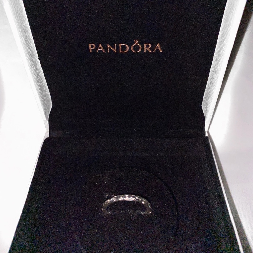 PANDORA RING SIZE 7